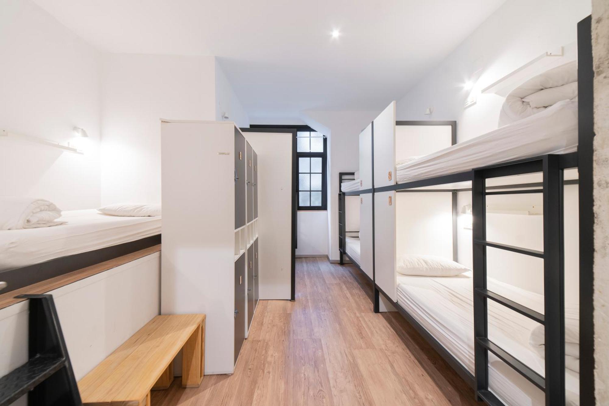 Koba Hostel San Sebastian Exterior photo